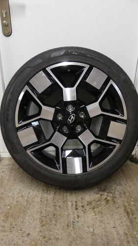 Hyundai kona ultimate - hyundai, alloy