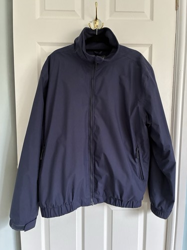 Preowned hardly worn gill - worn,