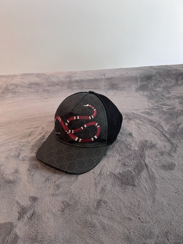 Authentic gucci black - authentic, gg