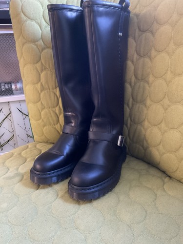Doc marten women size 8 - marten,
