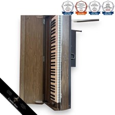 Yamaha 61-Key Wood Style