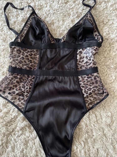 Satin and leopard print - leopard,
