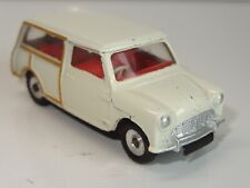 Dinky 197 MORRIS MINI TRAVELLER - (388)