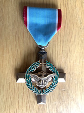 Bronze Enamel USAF US Air Force Medal Ribbon Maker Marked