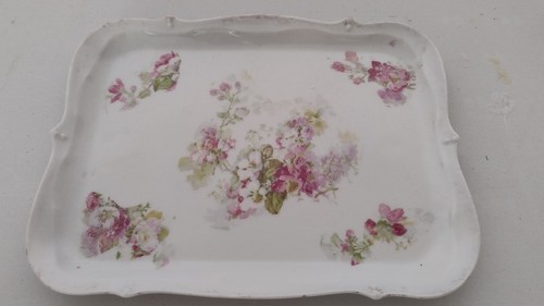 Vintage scalloped porcelain - scalloped,