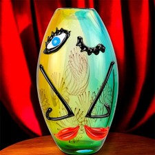 A MURANO STYLE GLASS Vase