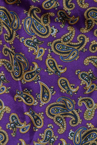 Vintage pure silk cravat ascot - pure,