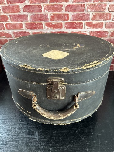 Fab vintage 1930 hat box - 1930’s,