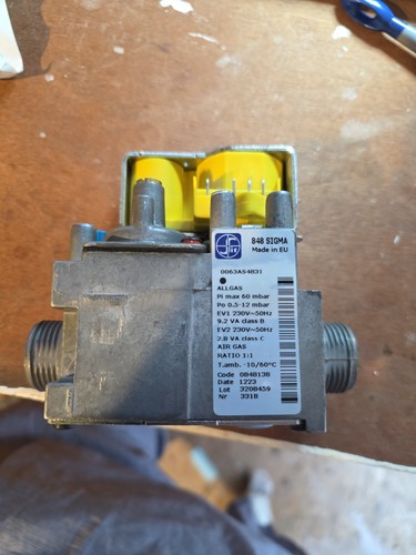 Baxi main potterton gas valve - main,