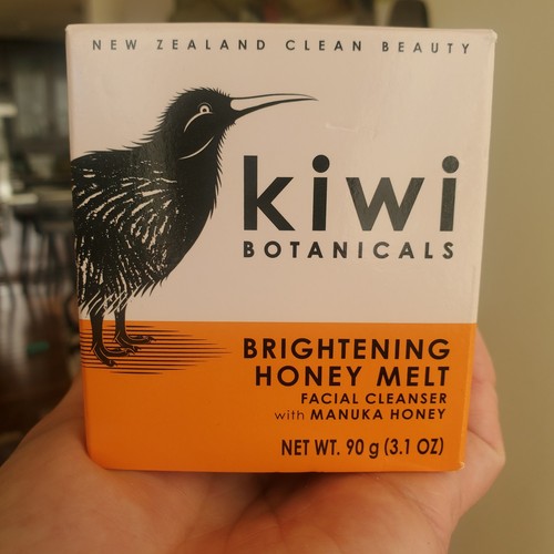 Kiwi botanicals brightening - kiwi,