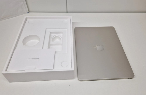 Macbook air 16gb - m4,