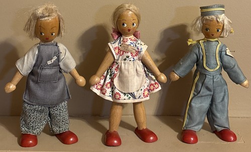 Vtg wooden peg dolls - peg,