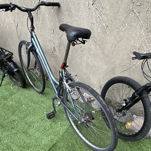 Specialized hybrid bike - hybrid,