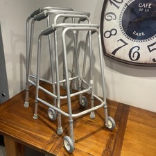 Zimmer frame wheeled - frame,