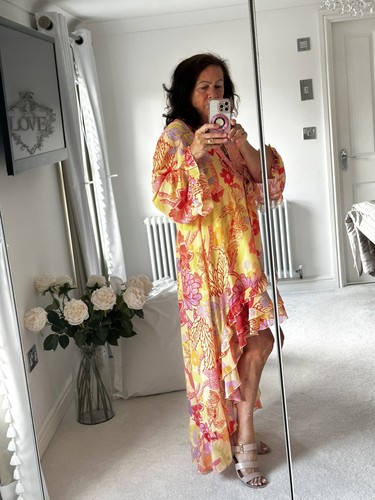 Stunning river island - river, kaftan