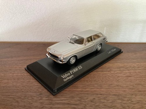 Minichamps volvo p1800 - minichamps,