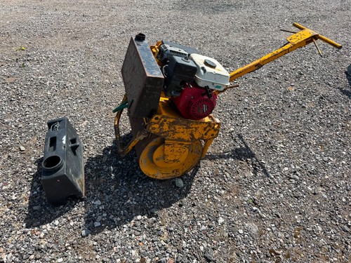 Bomag pedestrian walk behind - walk,