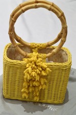 Juno Janssen Bamboo Handle