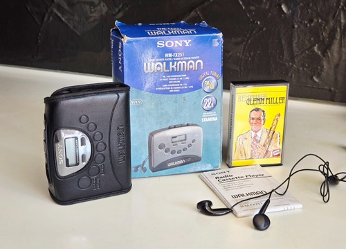New sony walkman fx251 - new,