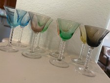 Set of 8 Twisted Stem Hand