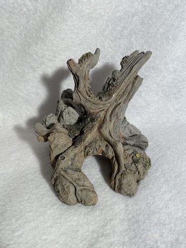 Aquarium landscape tree stump - aquarium,