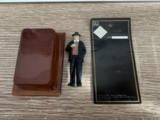 3 Arist Craft Train Figures