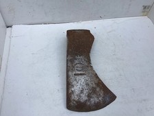 vintage old Whitehouse Bros Ltd Cannock England axe head only, 2,8 kg.