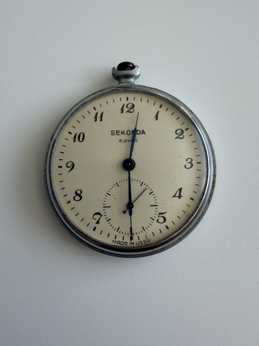Working vintage metal sekonda - metal,