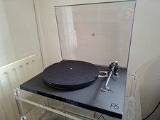 Rega Planar 6 Turntable & PSU. Used in Excellent Condition