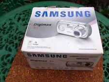 Samsung Digimax A4 4.0MP Compact Digital Starter Camera Silver Boxed+all the kit
