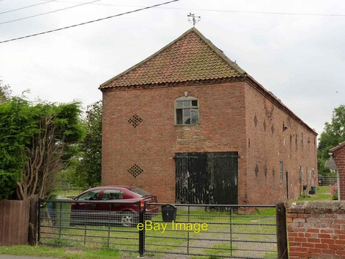 Photo 6x4 barn and - photo, stable
