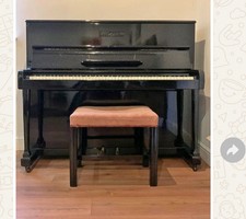 Vintage upright piano - high gloss finish 