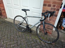 Carrera Valour Road Pro 700C Unisex Commuter Road Bike  M Alloy  frame