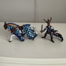 Papo 39936 Eagle Knight Figure & Horse 2007 Retired Blue & Gold *No Shield*