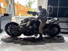 Figure - JD Fenix - Collectors Edition - Illuminated - Gears of War 4