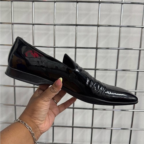 Prada black patent leather - black,