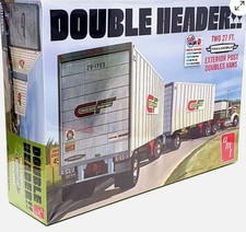 AMT 1:25 - 1132 Double Header