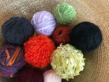 ODD62 - 100g  Small Wool Yarn