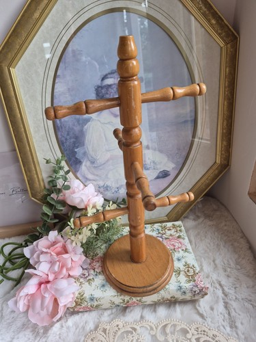 Vintage wooden mug tree - wooden,