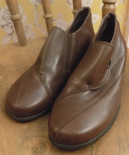 NEW *TLC* DARK BROWN SOFT