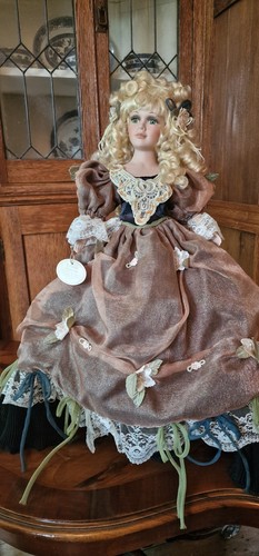 Beautiful inch blonde - beautiful,