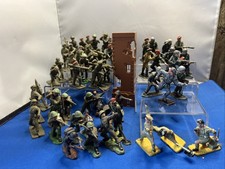 Vintage Crescent 32xToy Soldiers Army Infantry,13xLone Star, 11xMade In England