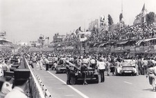 1979 24 HEURES HOURS LE MANS START GRID ORIGINAL PERIOD PHOTO PORSCHE 935 934