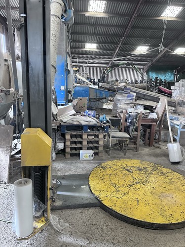 Turntable pallet wrapper - turntable,