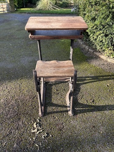 Old desk and chair unit - old,