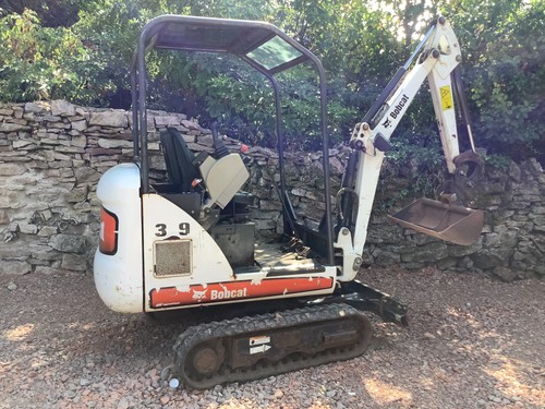 Bobcat 319 mini digger