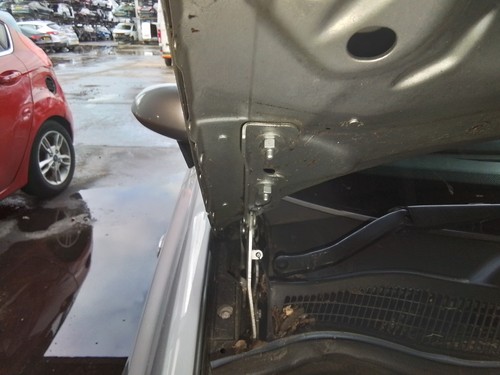 Bonnet hinge vauxhall corsa - hinge, rh