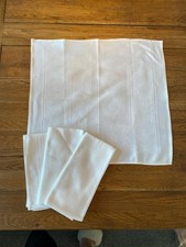 4x Vintage Damask  white table