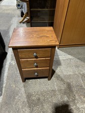 Solid Oak Bedside Cabinet /