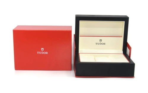 Tudor red watch box - red,